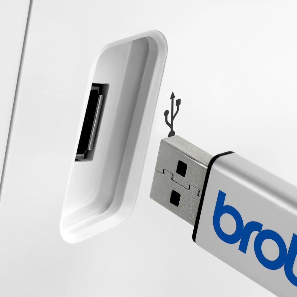 Máquina de Bordar - BROTHER PE900