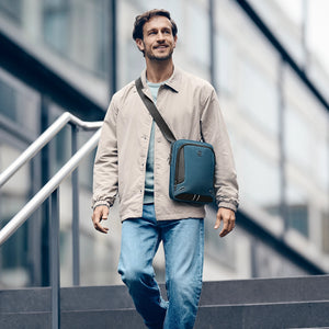 XE CROSSBODY BAG,OCEAN BLUE WENGER