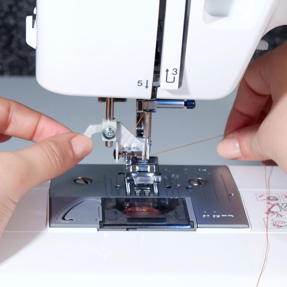 Máquina de Coser - BROTHER ST371HD