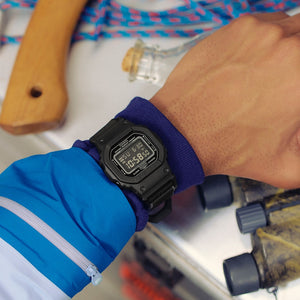 Reloj - G-SHOCK DW-5600MNC-1DR
