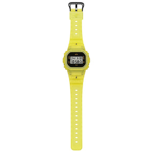 Reloj colaboracion JBalvin - G-SHOCK DWE-5600JB-1A9