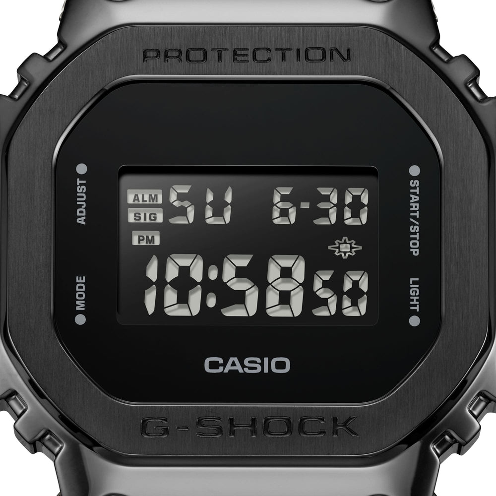 Reloj - G-SHOCK GM-5600UB-1